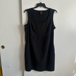 Robbie Bee Black Midi Dress